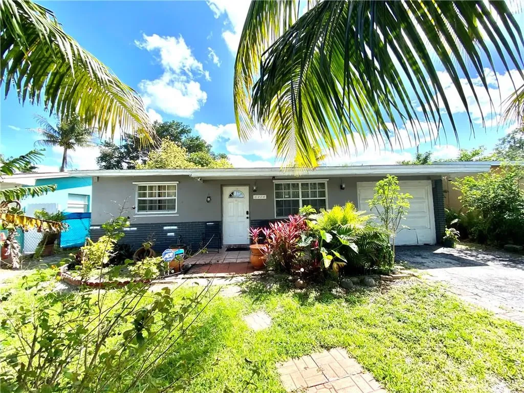 6114 Wiley Street Hollywood FL 33023