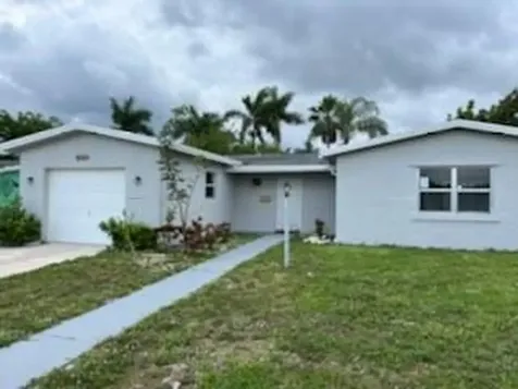 6340 SW 10th Court North Lauderdale FL 33068