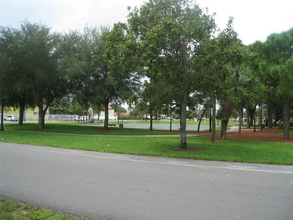 771 SW 8th Street Pompano Beach FL 33060