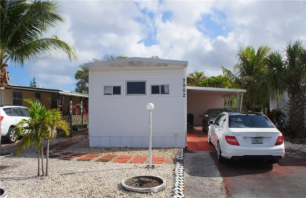 2952 Harbor Lane Fort Lauderdale FL 33312