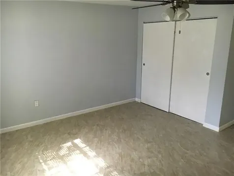 161 NW 40th Street Oakland Park FL 33309