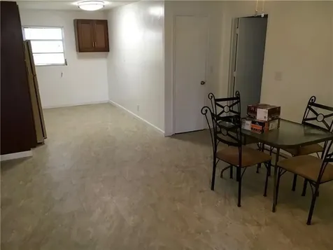 161 NW 40th Street Oakland Park FL 33309