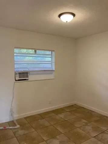 513 SW 2nd Court Pompano Beach FL 33060