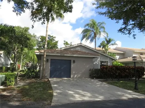 3261 Deer Creek Lake Shore Drive Deerfield Beach FL 33442