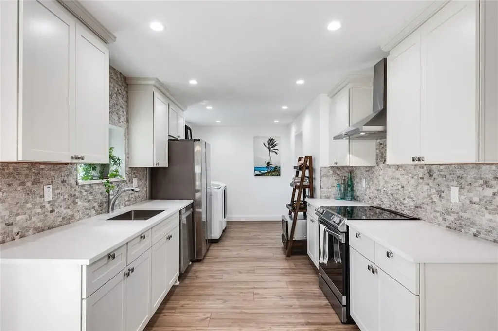 9220 SW 53rd Street Cooper City FL 33328