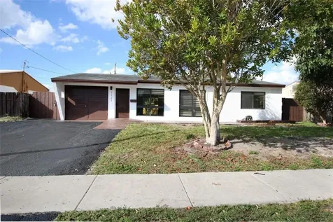 7121 Hope Street Hollywood FL 33024