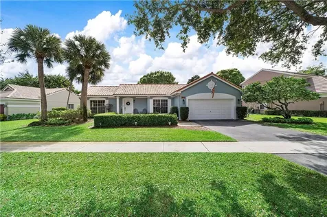 3990 Sabal Lakes Road Delray Beach FL 33445
