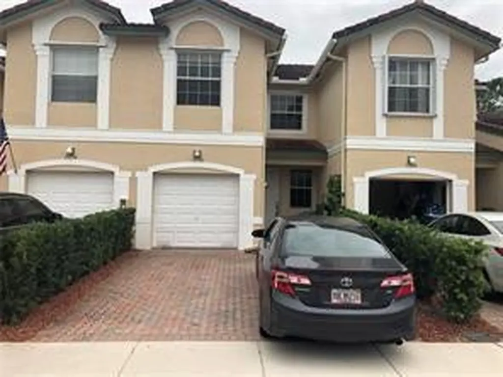 11756 NW 47th Drive Coral Springs FL 33076