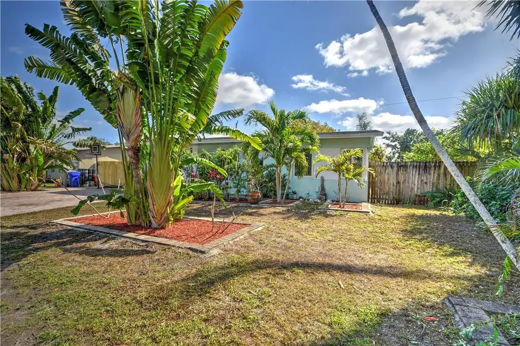 2740 NE 10th Avenue Pompano Beach FL 33064