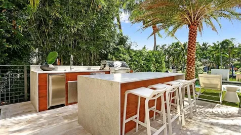 811 Solar Isle Drive Fort Lauderdale FL 33301