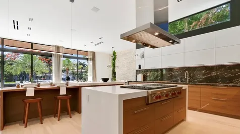 811 Solar Isle Drive Fort Lauderdale FL 33301