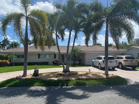 2764 NE 25th Street Lighthouse Point FL 33064