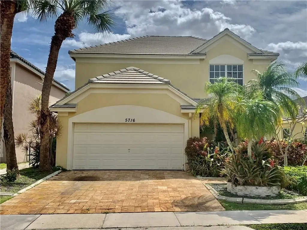 5716 S Plum Bay Parkway Tamarac FL 33321