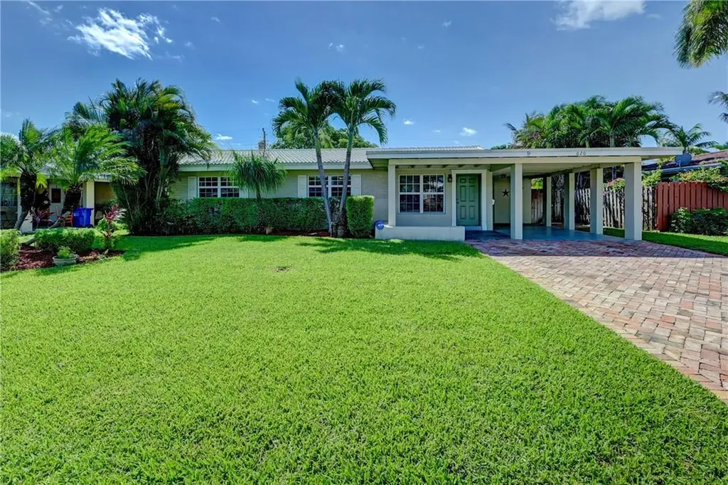 620 NE 8th Street Pompano Beach FL 33060
