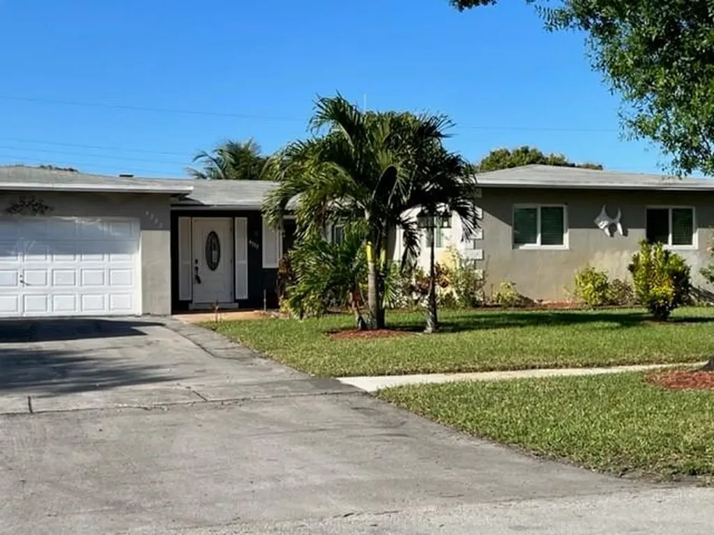 4777 NW 5th Street Plantation FL 33317