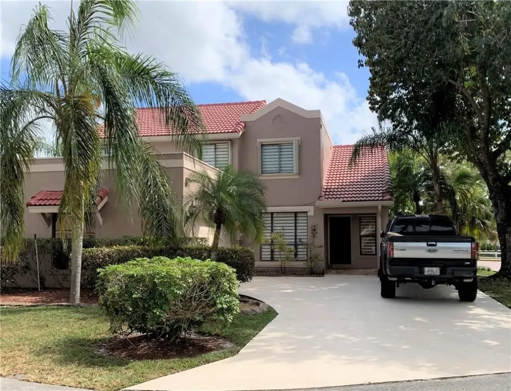 1830 NW 94th Avenue Plantation FL 33322