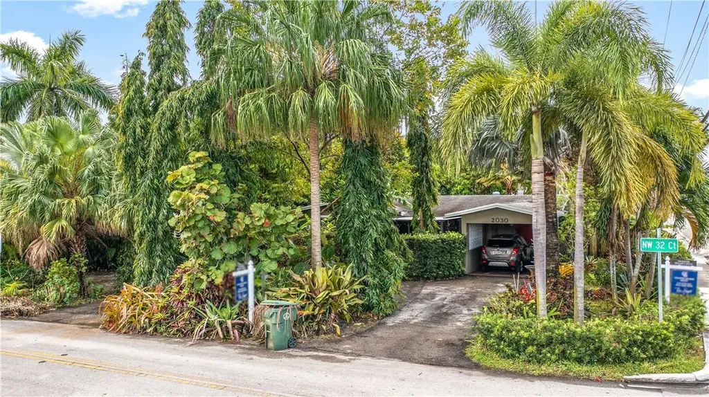 2030 NW 32nd Court Oakland Park FL 33309