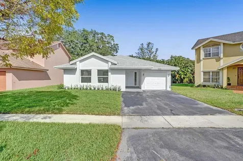 1211 SW 96th Terrace Pembroke Pines FL 33025