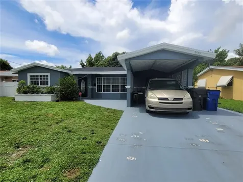 3550 NW 32nd Court Lauderdale Lakes FL 33309