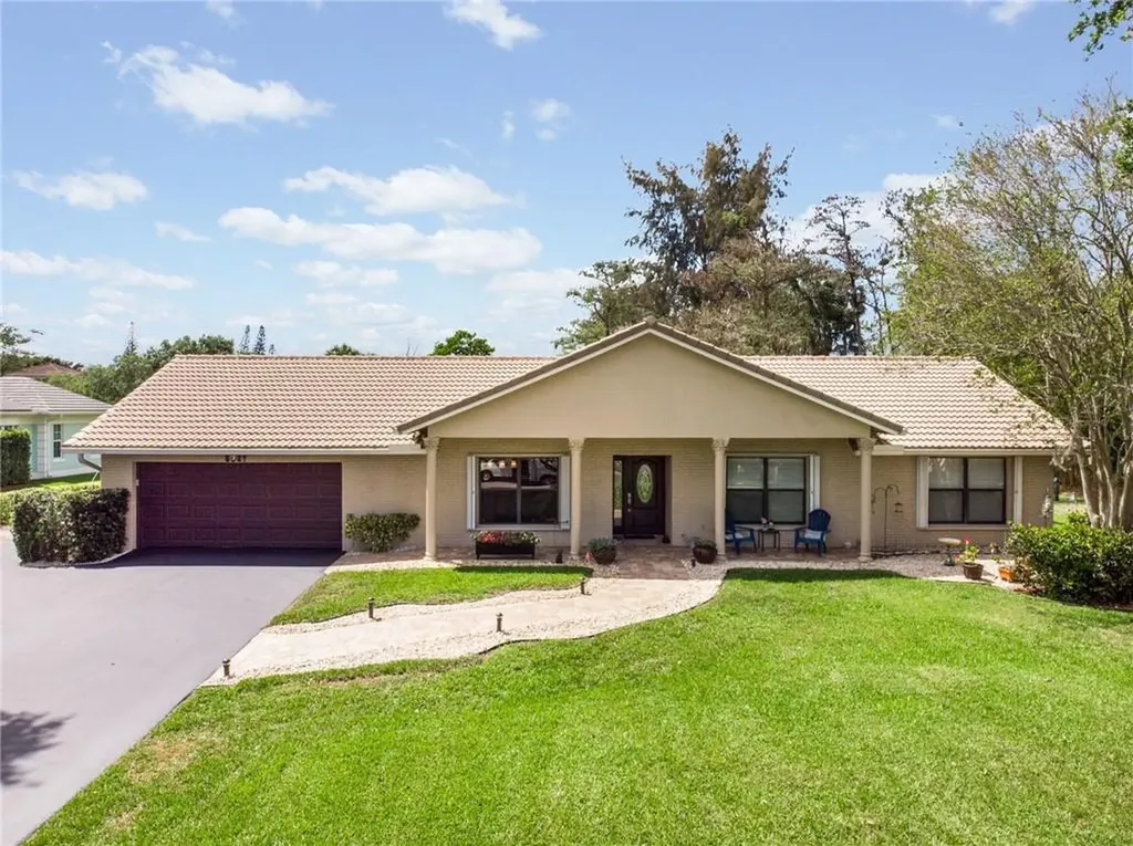 5827 NW 77th Terrace Parkland FL 33067