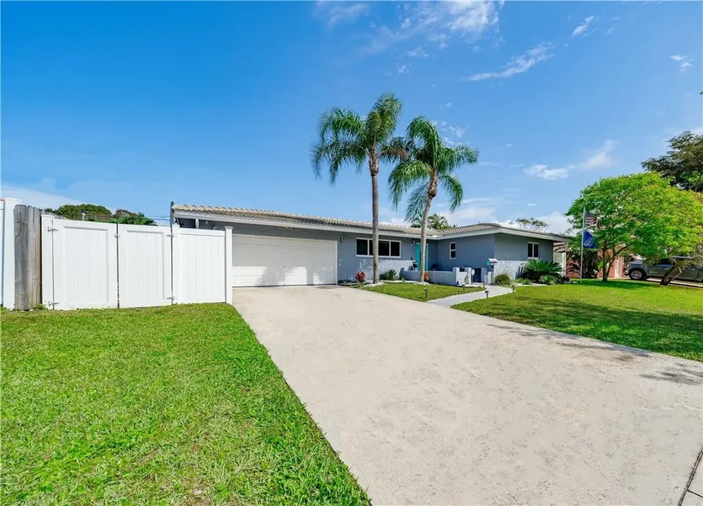 4281 NW 9th Court Coconut Creek FL 33066