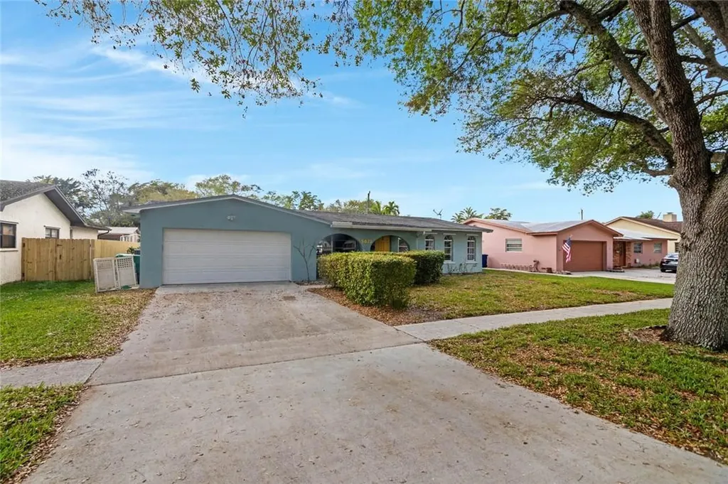 5073 SW 88th Terrace Cooper City FL 33328