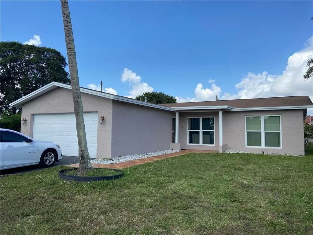 2641 NW 94th Avenue Sunrise FL 33322