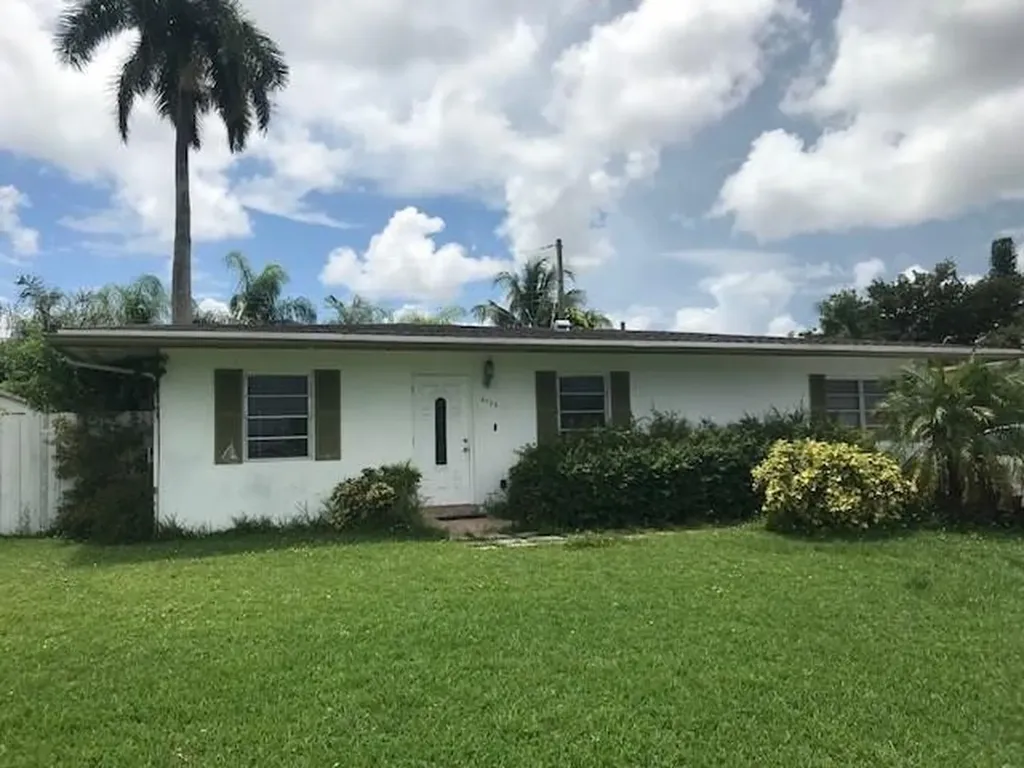 6132 NW 18th Court Margate FL 33063