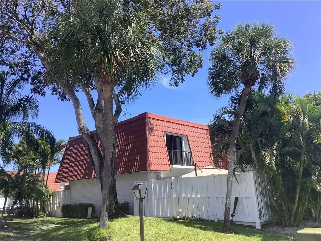 1404 Oxford Lane Boynton Beach FL 33426