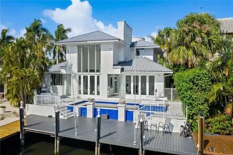 2716 NE 23rd Avenue Lighthouse Point FL 33064