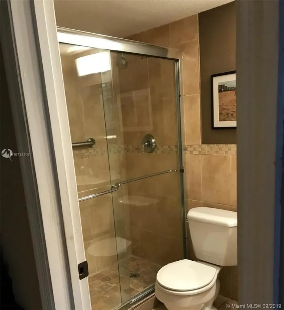 2400 NE 16th Street Pompano Beach FL 33062