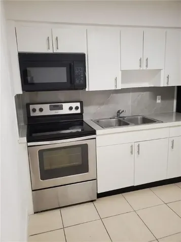 1713 SW 11th Court Fort Lauderdale FL 33312