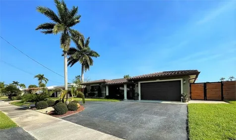 330 SE 3rd Court Pompano Beach FL 33060