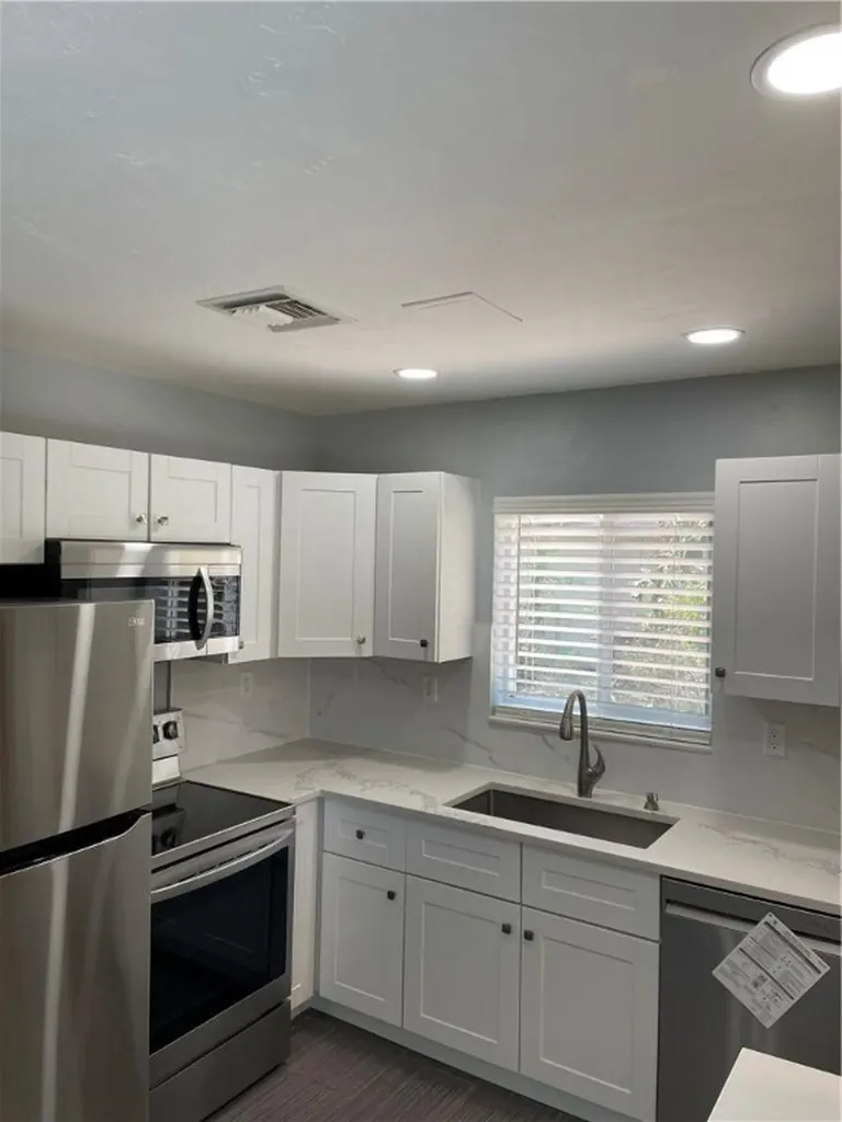 4411 NW 30th Street Lauderdale Lakes FL 33313