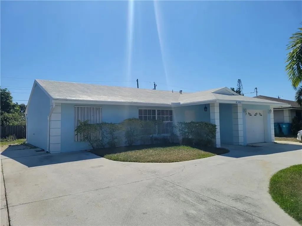 1452 NW 4th Street Boynton Beach FL 33435