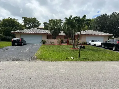 8414-8416 NW 35th Street Coral Springs FL 33065