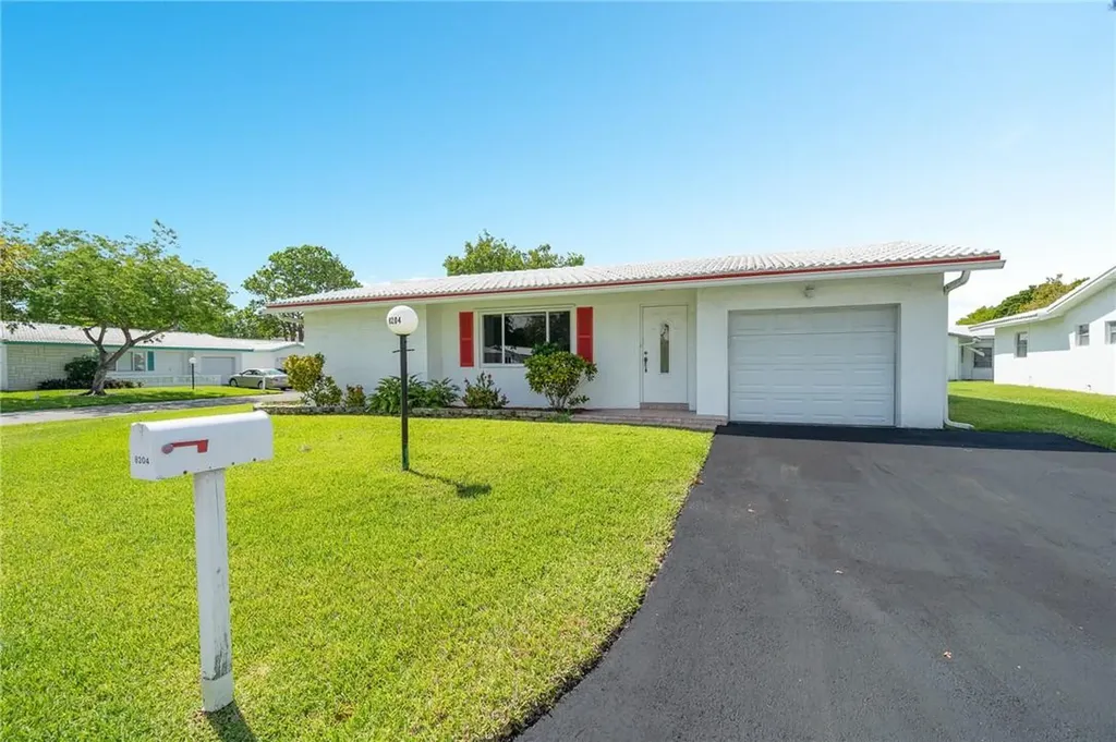 8204 NW 12th Manor Plantation FL 33322