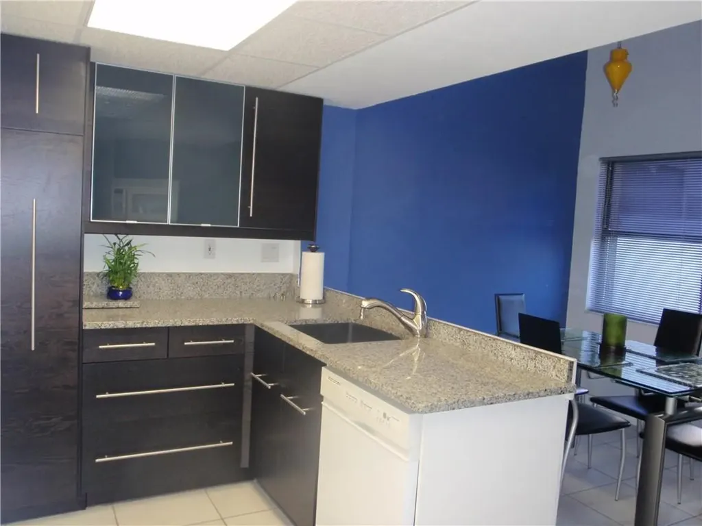 955 SW 113th Terrace Pembroke Pines FL 33025