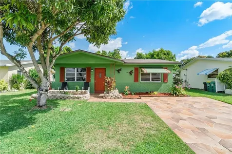 4925 NW 52nd Court Tamarac FL 33319