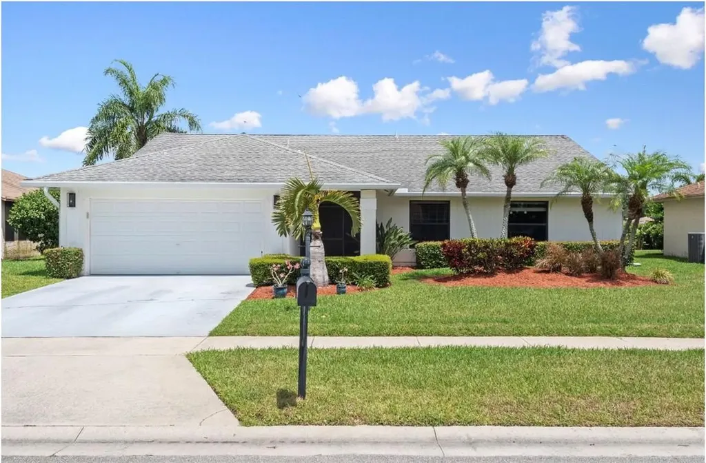 9738 Majorca Place Boca Raton FL 33434