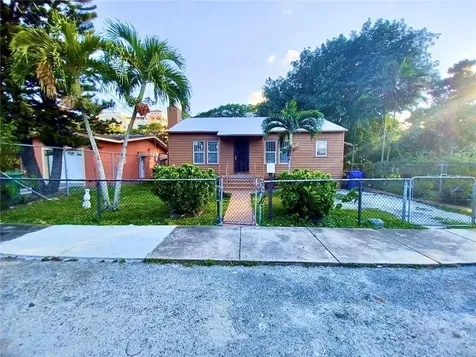 1480 NW 55th Street Miami FL 33142