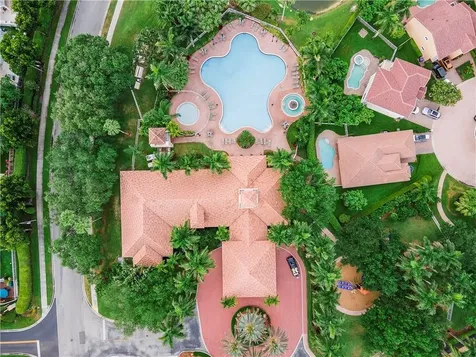 7635 19th Court Pembroke Pines FL 33024