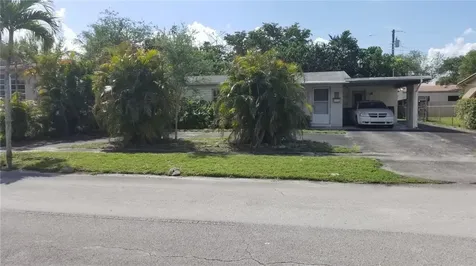 7330 NW 1st Court Pembroke Pines FL 33024