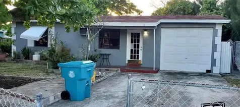 2051 NW 2nd Street Boynton Beach FL 33435