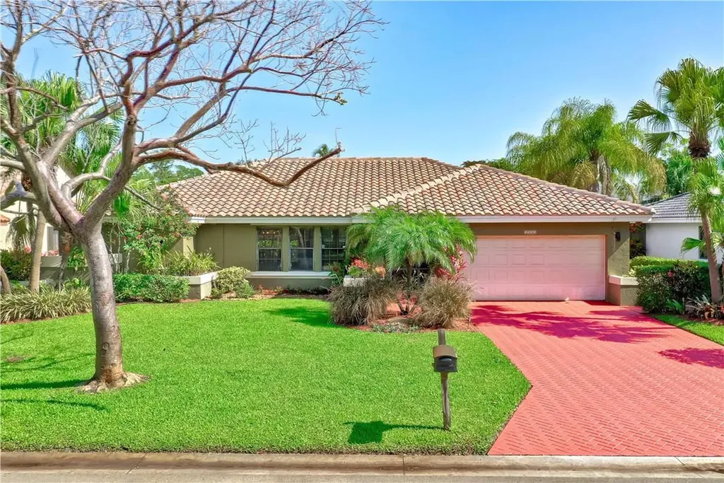 5933 NW 47th Place Coral Springs FL 33067