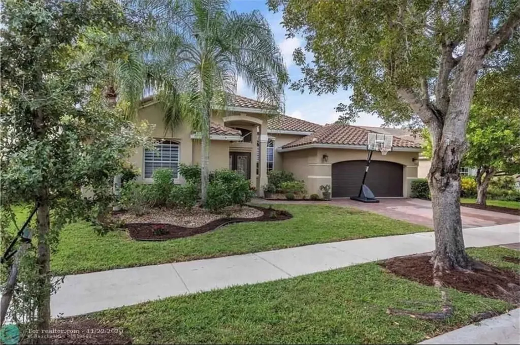 859 Verona Lake Drive Weston FL 33326
