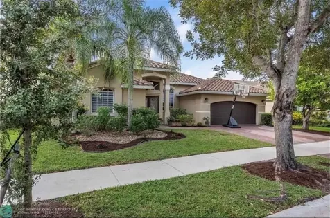 859 Verona Lake Drive Weston FL 33326