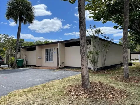 15012 Royal Palm Lane Miami Lakes FL 33014