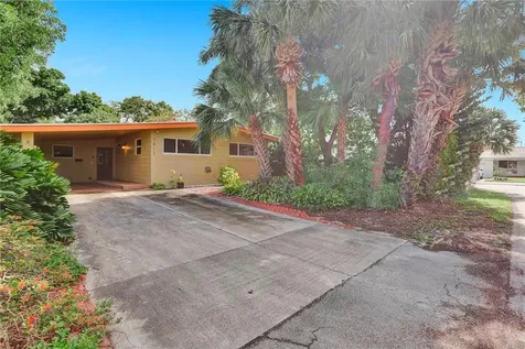 1813 NE 28th Street Wilton Manors FL 33306