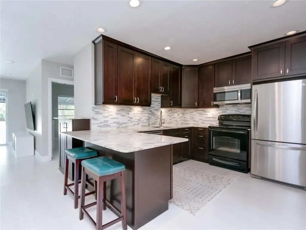1637 N Victoria Park Road Fort Lauderdale FL 33305